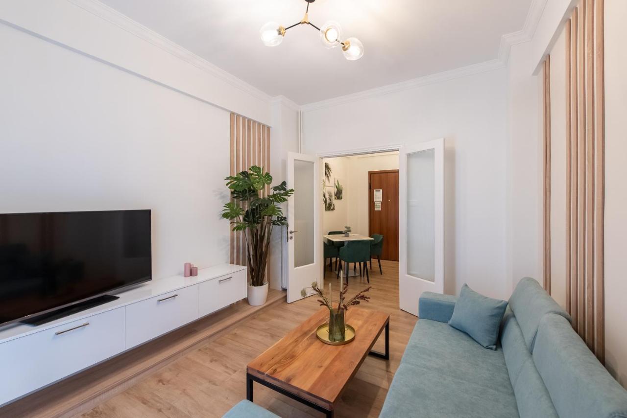 Medluxe Comfort Apartment Atene Esterno foto