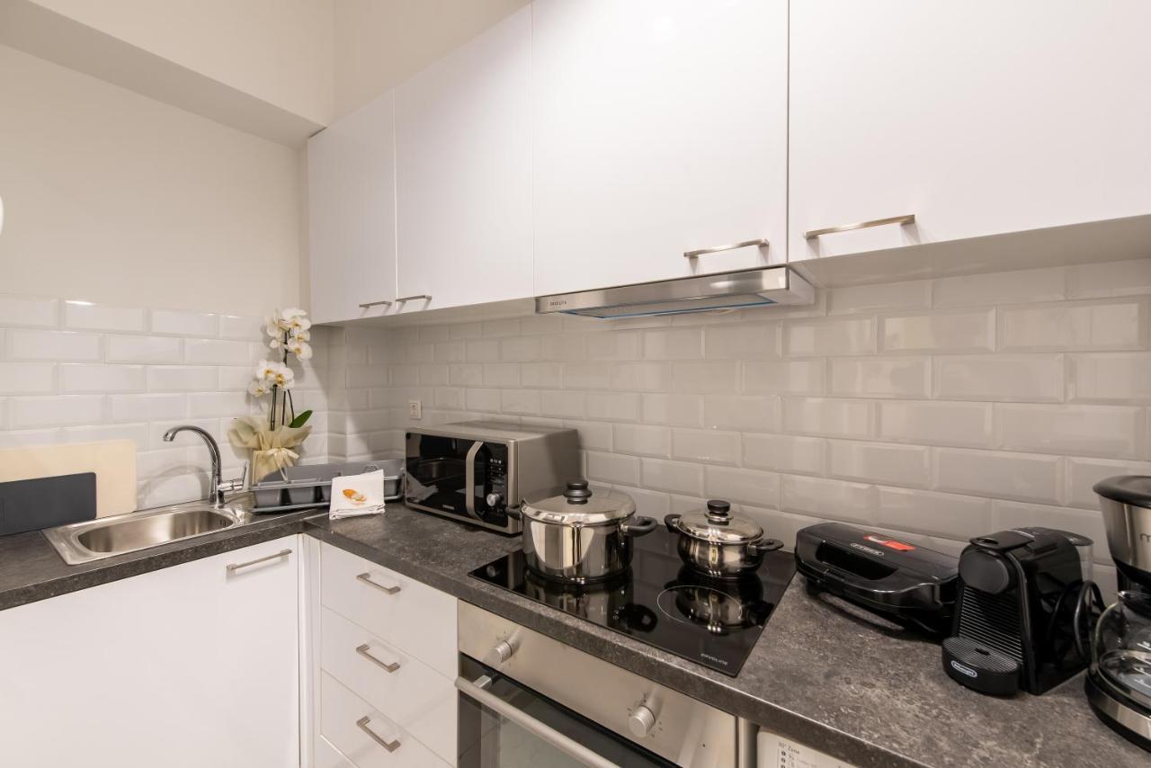Medluxe Comfort Apartment Atene Esterno foto