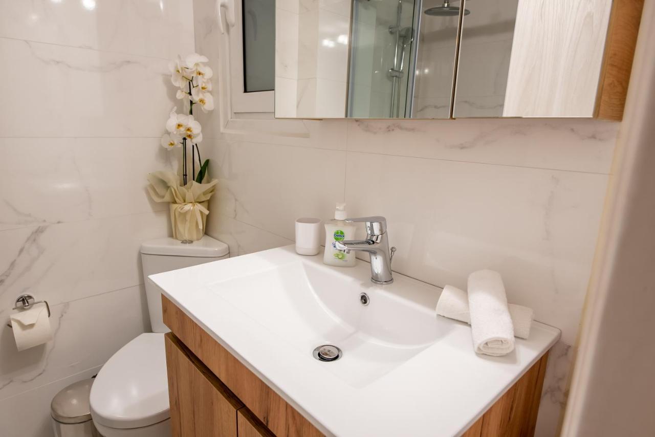 Medluxe Comfort Apartment Atene Esterno foto