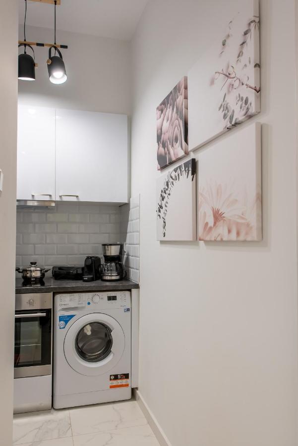 Medluxe Comfort Apartment Atene Esterno foto